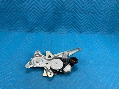 Regulador de ventana de puerta de pasajero trasero Lexus ES300h ES350 con motor 2013-2015 OEM Foto 1 de 4