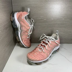Nike Air Vapormax Plus “Bleached Coral" AO4550-603 Women's Size 9 EUC No Box - Picture 1 of 11