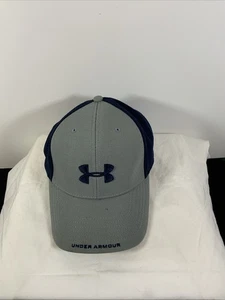 Gorra ajustable Under Armour, gris y azul marino con armadura en el borde - Imagen 1 de 10