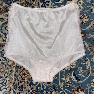 VINTAGE DESSOUS CANADA SILKY GRANNY Höschen high waisted PINK SPITZE VERZIERT M - Bild 1 von 6