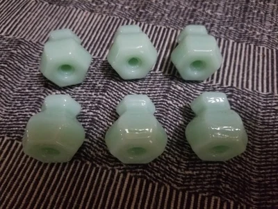 Комплект из 6 винтажных жадеитовых зеленых стеклянных ручек для комода шкафа выдвижного ящика  - Изображение 1 из 4