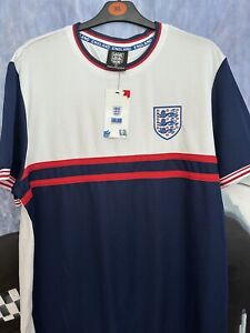 World Cup  England  Football Team XL  Navy And white Tee Shirt Top