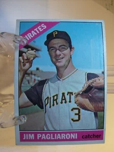 1966 Topps Baseball #33 - Jim Pagliaroni - Pittsburgh Pirates  66-031 - Picture 1 of 2