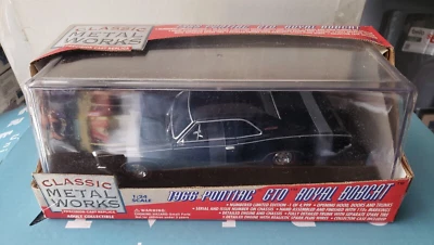 Classic Metal Works Pontiac 1966 GTO Royal Bobcat 1:24 Scale DieCast Collectable - Image 1 of 4