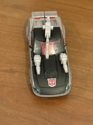 Transformers Earthrise Bluestreak - Image 1 of 4