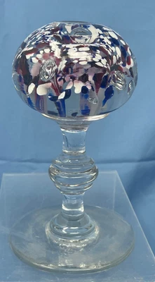 Antiguo pisapapeles bohemio con tallo marca Pontil en la parte superior rojo blanco azul flor Foto 1 de 4