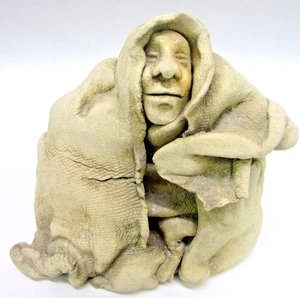 Rare Eleanor Myers Morring Hand Carved Man Wrapped in a Blanket WF 236 Clay - Picture 1 of 6
