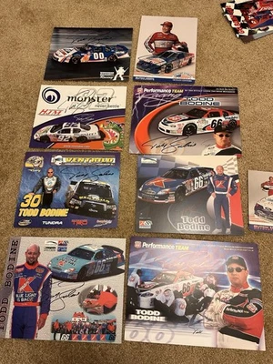 Lote de postales de NASCAR firmadas y originales de Todd Bodine Foto 1 de 4