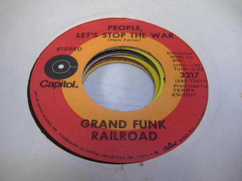 Rock 45 GRAND FUNK RAILROAD People, Let's Stop the War on Capitol Foto 1 de 1