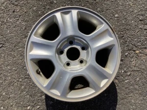 01-07 Ford Escape OEM 16x7 5 Spoke Aluminum Wheel Without Exposed Lugs 2005 2006 - Picture 1 of 3