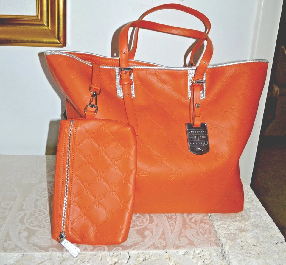 Auth Longchamp Paris LM Cuir Orange Zip Shoulder Tote Bag w Pouch