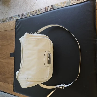 Auténtico Bolso Mensajero Hobo de Hombro Coach F22306 Kristin Cuero Blanco Tiza Foto 1 de 4