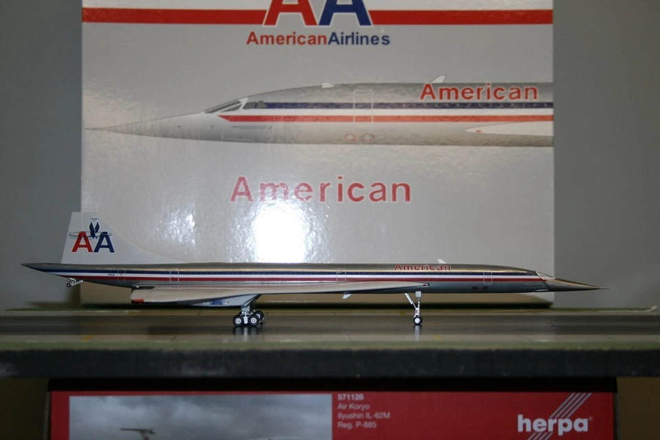 JC Wings 1:200 American Airlines Concorde N191AA (FX2001) Die-Cast Model Plane - Image 1 of 4