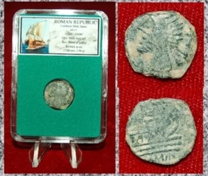 Antigua REPÚBLICA ROMANA Moneda de Bronce Galera en Anverso Busto Masculino en Reverso - Imagen 1 de 4