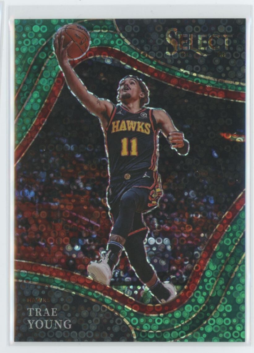 2021-22 Panini Select Green Disco Prizm Courtside Trae Young 1/5 #215 TR1