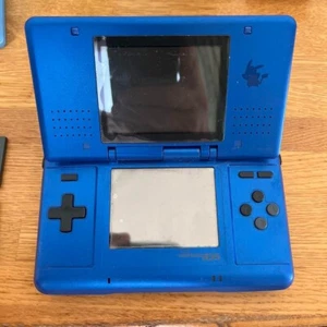 Nintendo DS Pokepark Limited Edition Handheld System usato japan raro senza s... - Foto 1 di 13