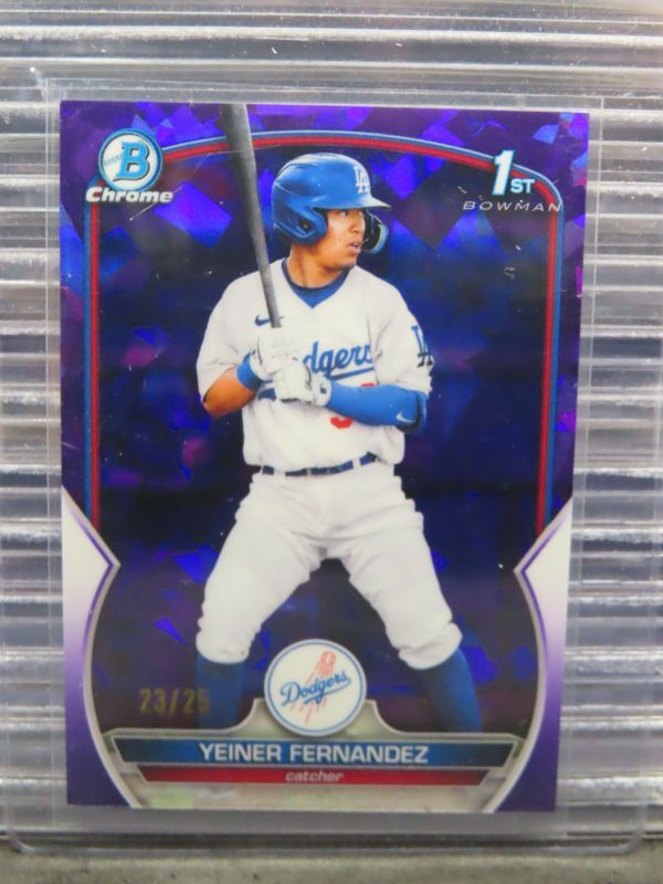 2023 Bowman Chrome Sapphire Yeiner Fernandez 1st Prospect Purple Refractor 23/25