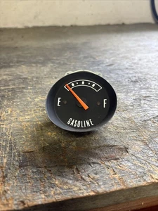 1970 70 DODGE CHALLENGER E BODY USED MOPAR GAS/FUEL GAUGE Show 1 Year Only Test - Picture 1 of 3
