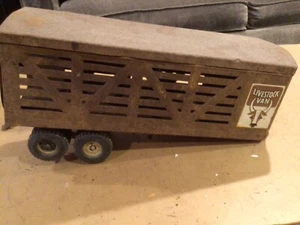 Ertl Live Stock box Trailer For Restoration - Picture 1 of 4