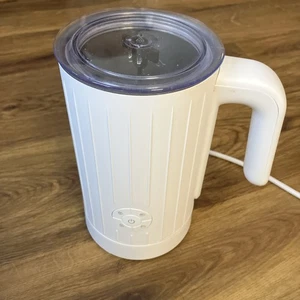 Electric White cream Mini Milk Frother Hardly Used And PAT Tested Ambiano - Picture 1 of 15