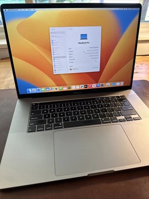Apple MacBook Pro 16" 2019 - 32 GB RAM 1 TB - 2,6 GHz Intel i7 - AMD Radeon 5300M Foto 1 de 4