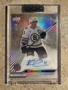 22-23 UD Upper Deck Clear Cut Outburst #CC-BM BRAD MARCHAND /25 - Bild 1 von 1