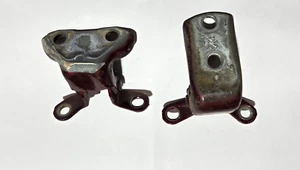 07-13 TOYOTA TUNDRA 4X4 REAR LEFT DRIVER SIDE DOOR HINGES RED BURGUNDY OEM - Picture 1 of 4