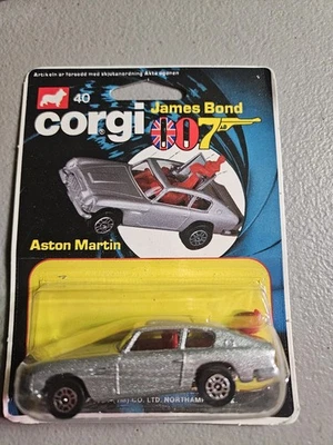 Funda protectora de coche fundido a presión James Bond Corgi Juniors 007 # 40 Aston Martin Foto 1 de 2