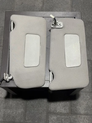 Nissan Altima 2009-2012 parasol conductor pasajero conjunto par izquierda derecha beige fabricante de equipos originales Foto 1 de 4