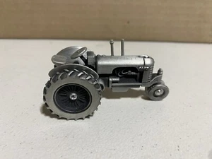 SpecCast - Case IH Bulldozer - 1:43 Scale Pewter Collectibles With Box #ZJD8 - Picture 1 of 4
