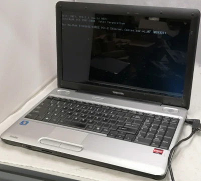FOR PARTS 15.6" Toshiba Satellite L505D (Athlon II M320/2.1 GHz/4 GB RAM/NO HDD) - Image 1 of 4