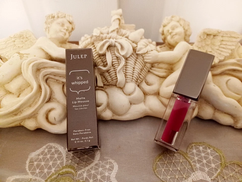 MOUSSE LABIAL BATIDA JULEP IT'S - FRUNCIDA - NUEVA EN CAJA - 0,14 OZ Foto 1 de 1