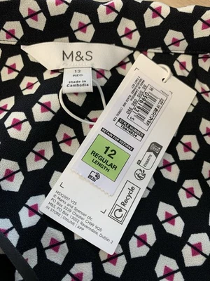 NWT. M&S Knee length Tie Waist Abstract Floral Dress. Size 12. Weighty Fabric - Image 1 of 4