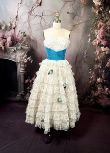 1950s Vintage Lace (Blue Rose) White Strapless Formal Party Dress sz XS/S 0-2 - Picture 1 of 3