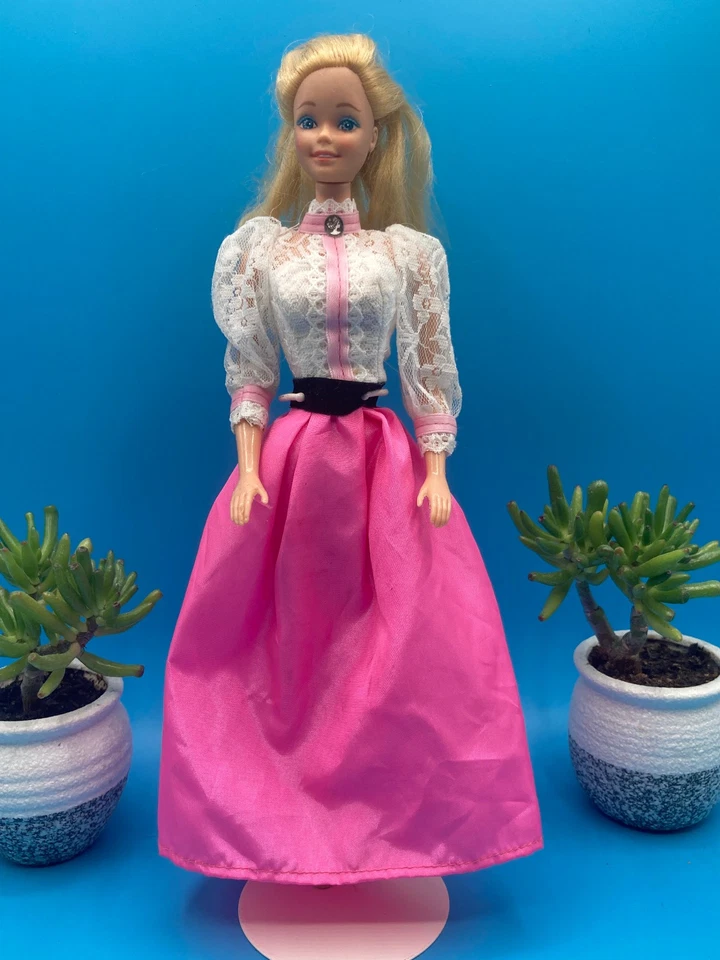 Vintage 1982 Angel Face Barbie dress & doll Mattel #5640 - Image 1 of 4