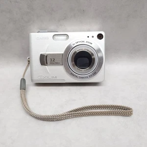 Casio Exilim EX-Z30 Digital Compact Camera 3.2MP 3x Optical Zoom - Tested - Picture 1 of 7