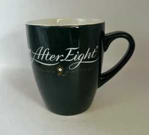 Taza de café/té vintage Nestlé After Eight verde oscuro - Imagen 1 de 6