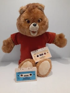 FOR PARTS 1985 Teddy Ruxpin With 2 Tapes 3 Books Tested Plays But Doesn't Move - Picture 1 of 15