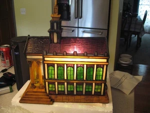 Vintage Lite Source Tiffany Stained Glass Church Table Lamp Decoration - Picture 1 of 14