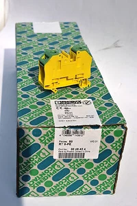 Caja de 50 Phoenix Contact RT 5-PE Din Rail Feed-Thru Ring Lug Terminal Blocks - Imagen 1 de 10