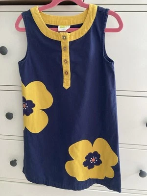Girls Size 8 Navy Blue With Flowers Dress by Crazy 8 Preowned 100% Cotton - Image 1 of 4