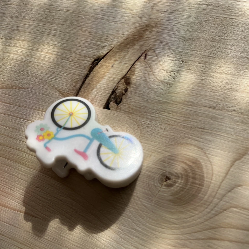 Pastel Bicycle Clip Not Magnetic Foto 1 de 1