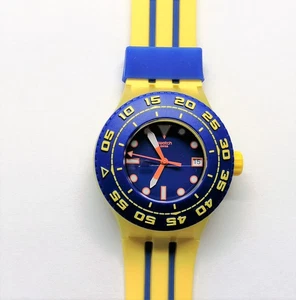 Swatch Scuba libre 2013 - SUUJ400 - Playero - Nuovo - Picture 1 of 2
