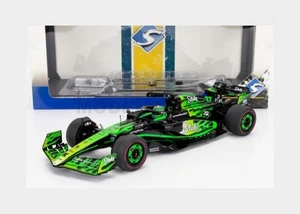 SOLIDO 1814104 SAUBER - F1 C44 TEAM STAKE KICK N 77 LAS VEGAS USA GP 2024 VALTTE - Imagen 1 de 2