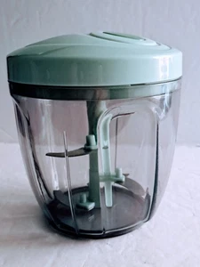 Manual Vegetable Chopper Food Processor Hand Pull Mincer 5.5" - Picture 1 of 7