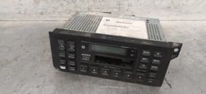 P04704345G autoradio pour JEEP GR.CHEROKEE (WJ WG) 3.1 TD CAT 1999 220791 - Imagen 1 de 4