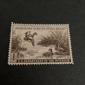 Scott#RW9-Baldpates Dark Brown $1.00 Duck Stamp 1942-43-MNG-US - Picture 1 of 2
