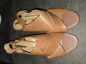 Clark's leather cross band sandals- Ralene Vive- Tan Size 10 - Picture 1 of 6