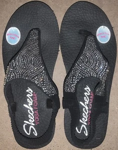 Skechers Vinyasa Rhinestone Yoga Foam Wedge Sandals Flip Flops Black Size 6 - Picture 1 of 5