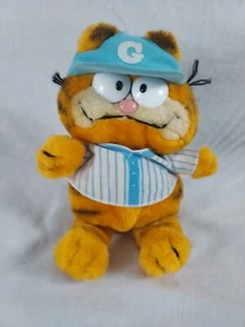 Vintage 1981 Garfield Baseball Plush 8" United Feature Syndicate Fun Farm - Picture 1 of 6